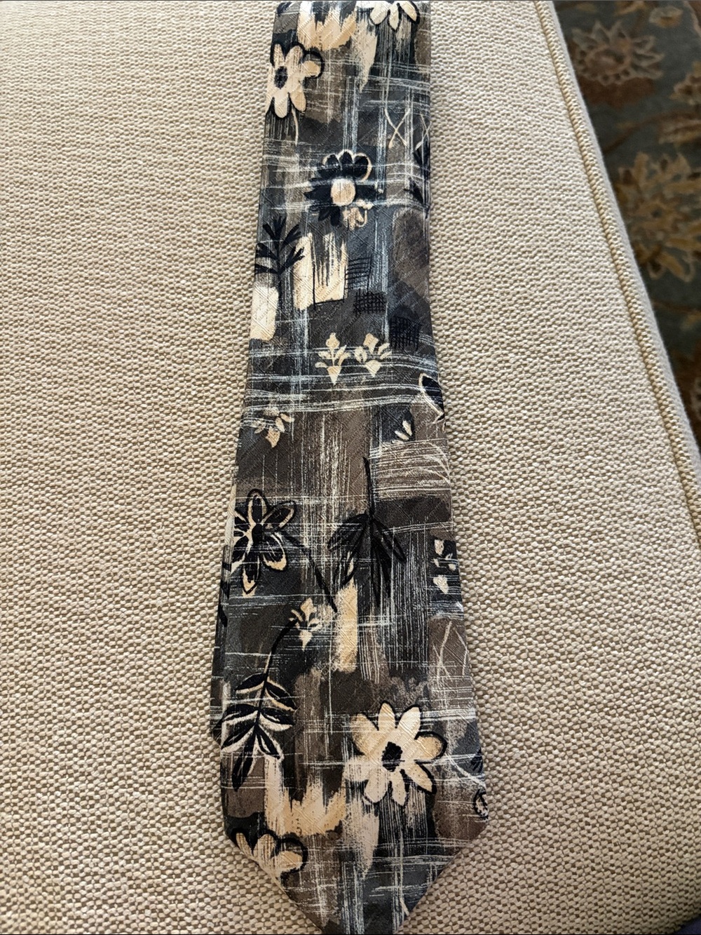 Bolgheri multi color black grey cream silk tie perfect condition - Picture 1 of 2
